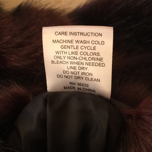 Reversible Faux Fur Vest - Picture 10 of 12